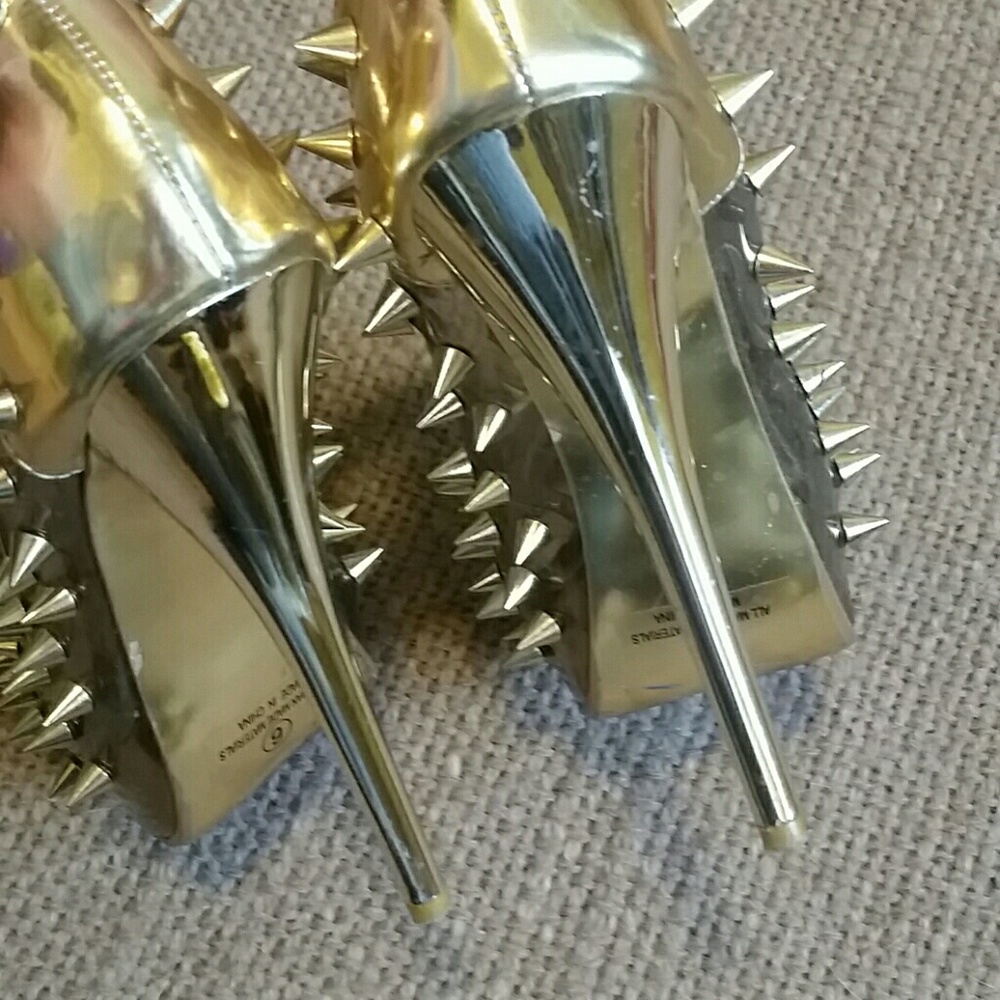 Gold Platforms - image 3